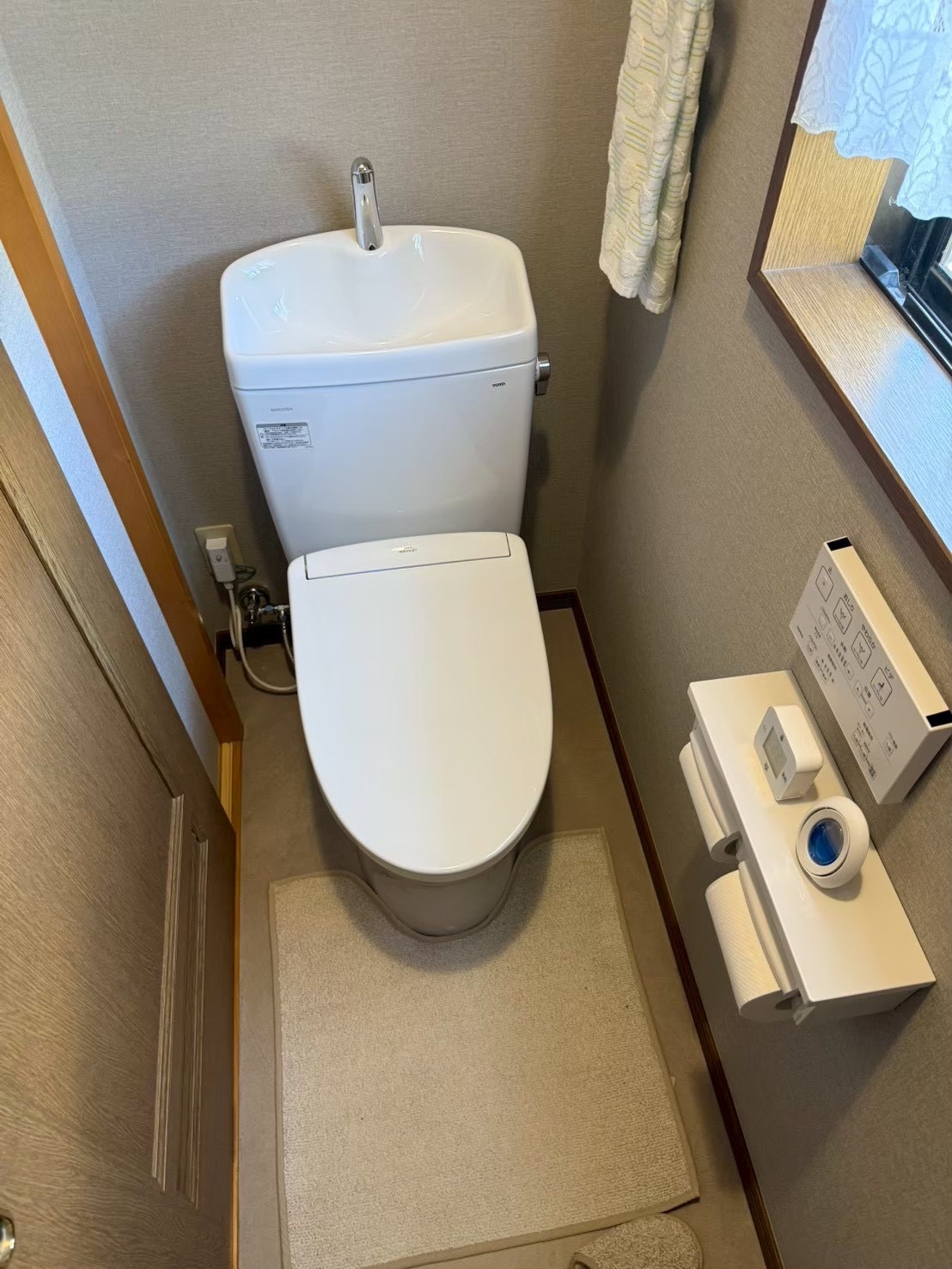 入間市の戸建て住宅におけるTOTOピュアレストQRへのトイレ交換後