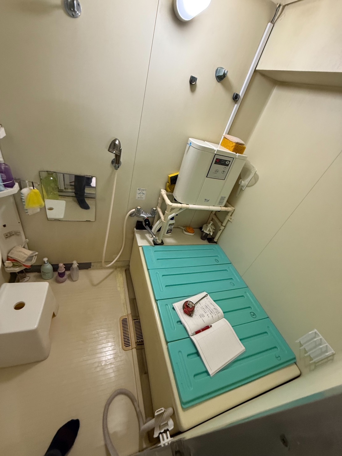 所沢市のマンションにおける浴室交換前の様子